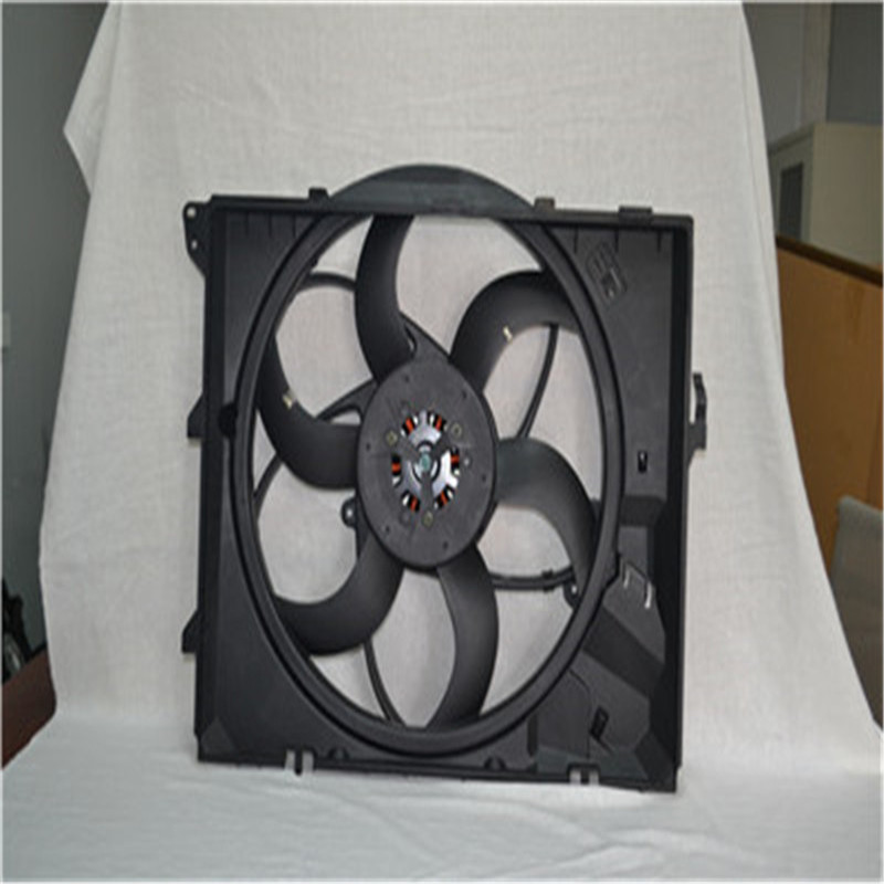 Auto motor elektrisk køleventilator 17117590699 17427523259 til BMW E90